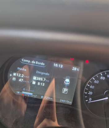 NISSAN-KICKS PLAY-2025