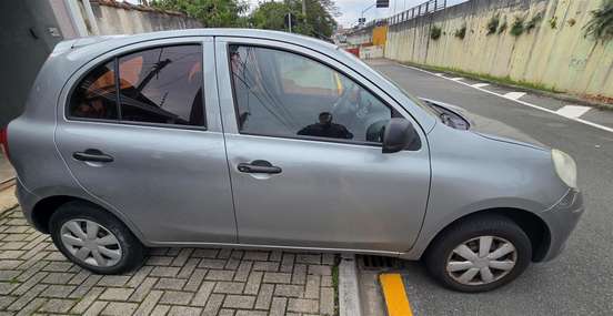 NISSAN-MARCH-2011