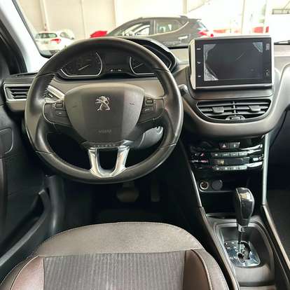 PEUGEOT-2008-2020