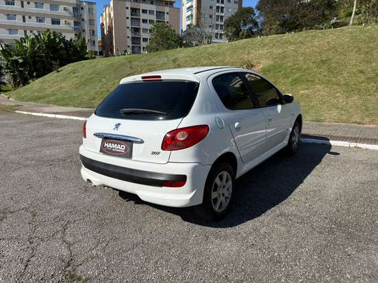 PEUGEOT-207-2009