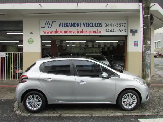 PEUGEOT-208-1.6 ALLURE 16V FLEX 4P AUTOMÁTICO PEUGEOT-208-2017
