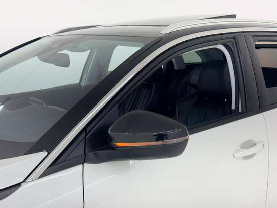 PEUGEOT-308-1.6 GRIFFE THP 16V FLEX 4P AUTOMÁTICO PEUGEOT-308-2018