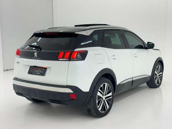 PEUGEOT-308-2018