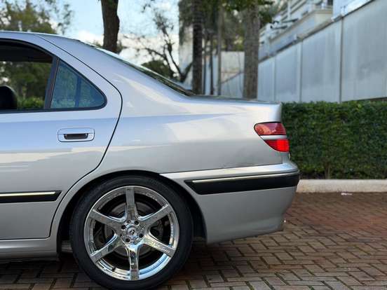 PEUGEOT-406-2.0 ST SEDAN 16V GASOLINA 4P AUTOMÁTICO PEUGEOT-406-2001