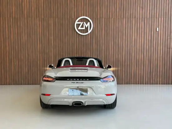 PORSCHE-718-2024