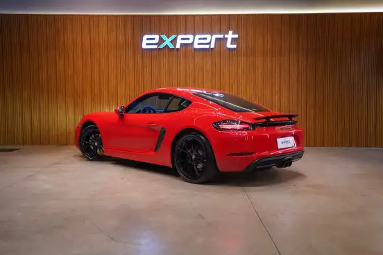 PORSCHE-718-2022