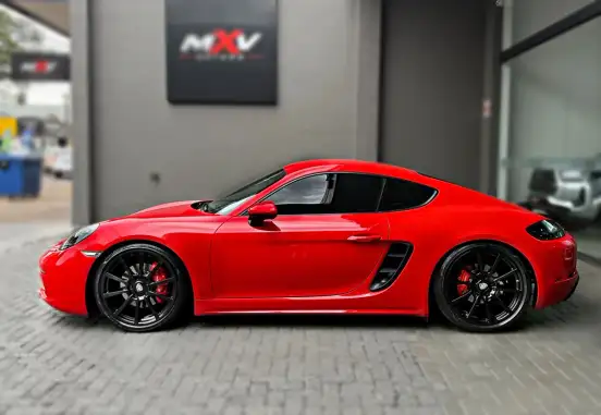 PORSCHE-718-2020