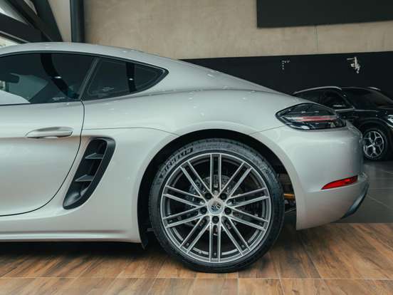 PORSCHE-718-2.0 16V H4 GASOLINA CAYMAN PDK PORSCHE-718-2024