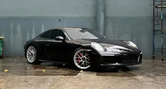 PORSCHE-911-2017