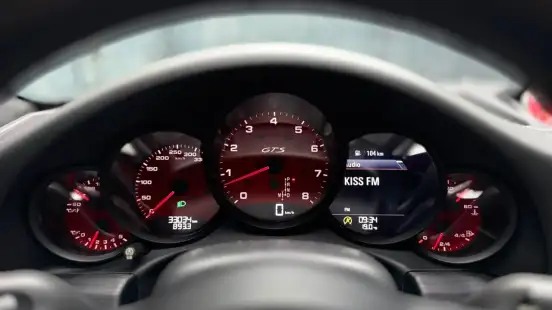 PORSCHE-911-2017