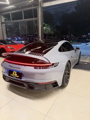 PORSCHE-911-2023