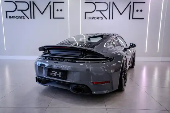 PORSCHE-911-2025