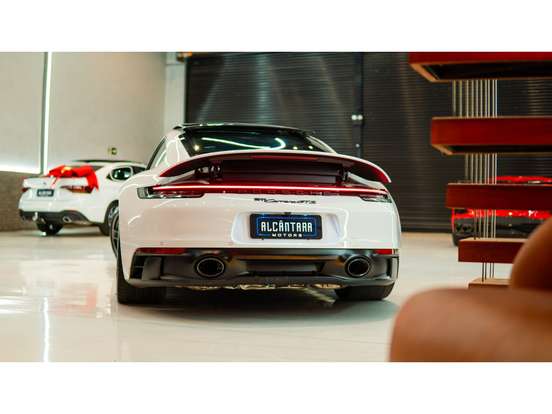 PORSCHE-911-2022