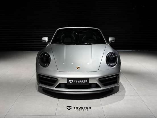 PORSCHE-911-2024