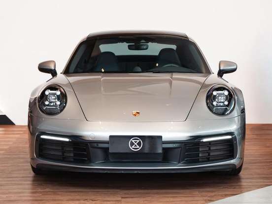PORSCHE-911-2020