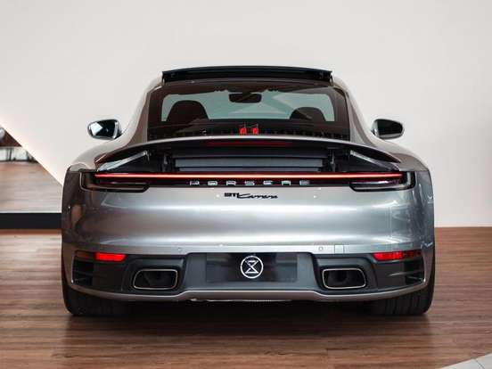 PORSCHE-911-2020