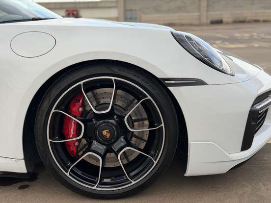 PORSCHE-911-2020