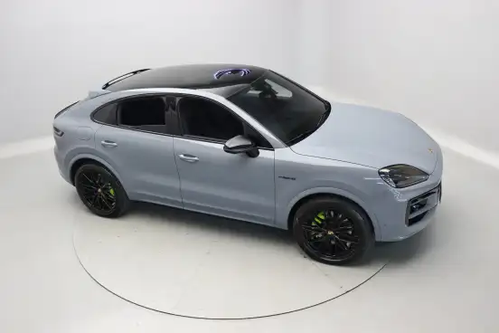 PORSCHE-CAYENNE-2025