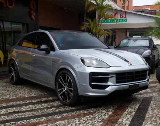 PORSCHE-CAYENNE-2026