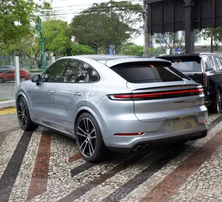 PORSCHE-CAYENNE-2026