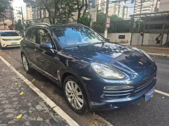 PORSCHE-CAYENNE-2013