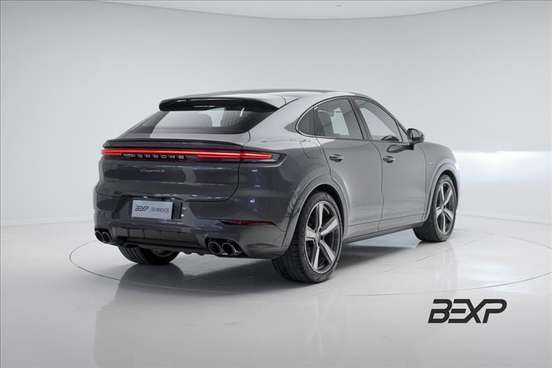 PORSCHE-CAYENNE-2025