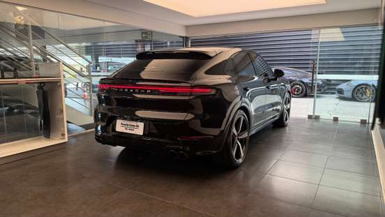 PORSCHE-CAYENNE-2025