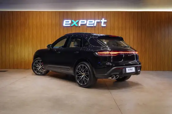 PORSCHE-MACAN-2022