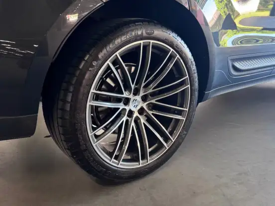 PORSCHE-MACAN-2.0 TURBO GASOLINA PDK PORSCHE-MACAN-2024