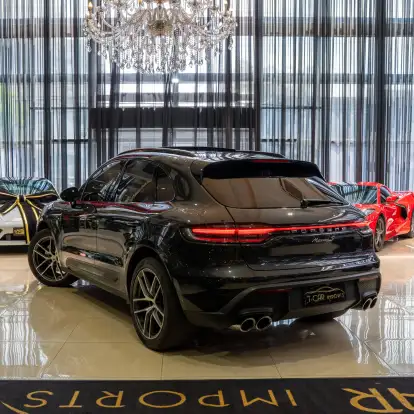PORSCHE-MACAN-2021