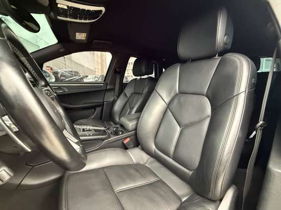 PORSCHE-MACAN-2.0 16V GASOLINA 4P AUTOMÁTICO PORSCHE-MACAN-2016