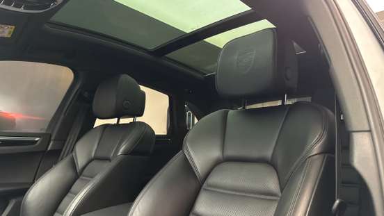 PORSCHE-MACAN-2022