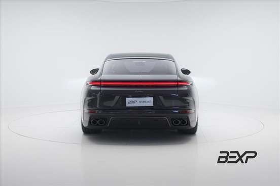 PORSCHE-PANAMERA-2025