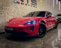 PORSCHE TAYCAN TURBO ELÉTRICO PORSCHE TAYCAN TURBO ELÉTRICO