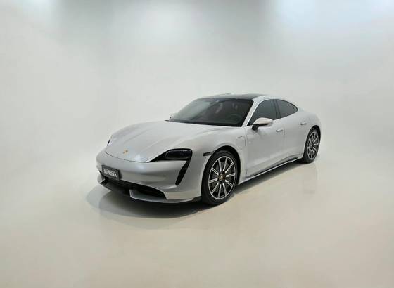 PORSCHE TAYCAN TURBO ELÉTRICO