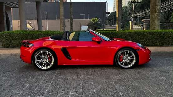 PORSCHE-718-2023