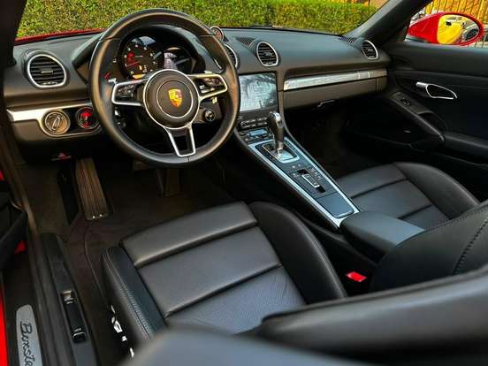 PORSCHE-718-2023