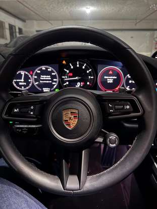 PORSCHE-911-2024