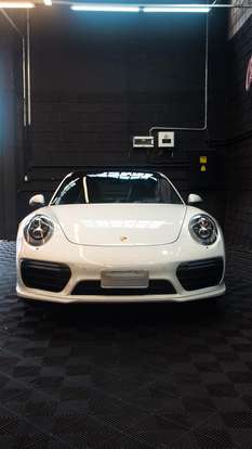 PORSCHE-911-2017