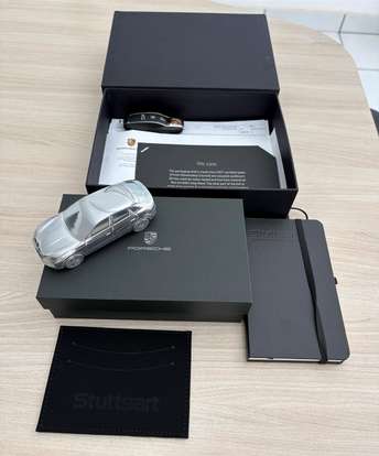 PORSCHE-MACAN-2020