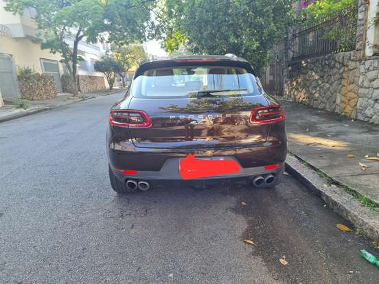 PORSCHE-MACAN-2014