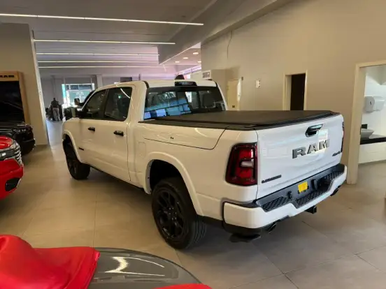 RAM-1500-3.0 HURRICANE 6 BITURBO GASOLINA LARAMIE NIGHT EDITION CD 4X4 AUTOMÁTICO RAM-1500-2026