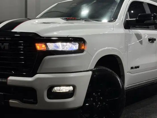 RAM-1500-3.0 HURRICANE 6 BITURBO GASOLINA LARAMIE NIGHT EDITION CD 4X4 AUTOMÁTICO RAM-1500-2025
