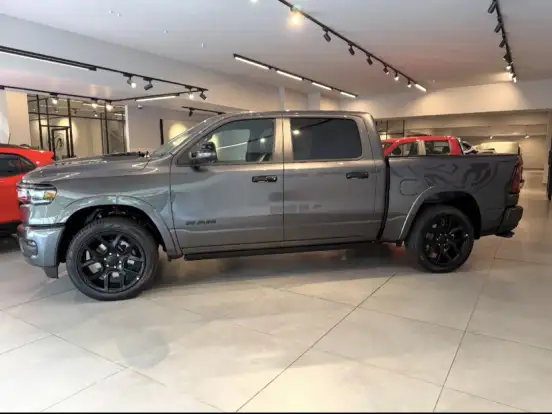 RAM-1500-3.0 HURRICANE 6 BITURBO GASOLINA LARAMIE NIGHT EDITION CD 4X4 AUTOMÁTICO RAM-1500-2026