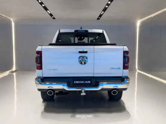 RAM-1500-5.7 V8 GASOLINA LIMITED CD 4X4 AUTOMÁTICO RAM-1500-2023