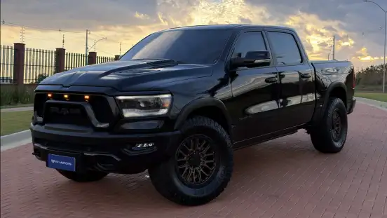 RAM-1500-5.7 V8 GASOLINA REBEL CD 4X4 AUTOMÁTICO RAM-1500-2022