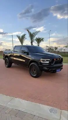 RAM-1500-5.7 V8 GASOLINA REBEL CD 4X4 AUTOMÁTICO RAM-1500-2022