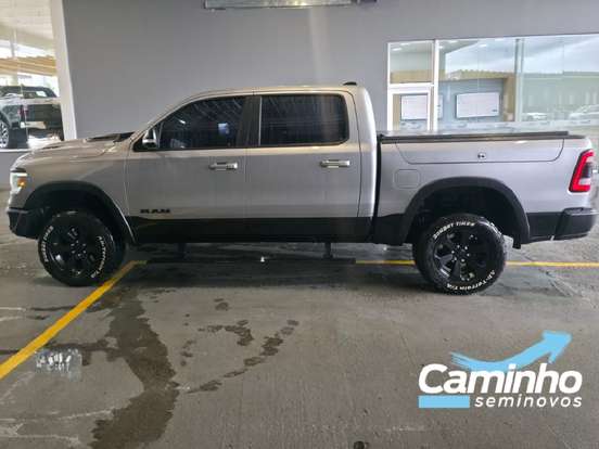 RAM-1500-5.7 V8 GASOLINA REBEL CD 4X4 AUTOMÁTICO RAM-1500-2021