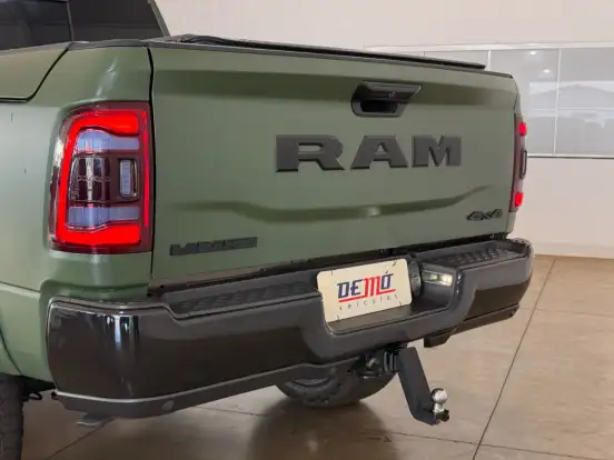 RAM-2500-6.7 I6 TURBO DIESEL LARAMIE CD 4X4 AUTOMÁTICO RAM-2500-2021