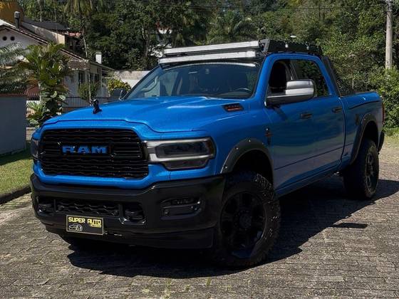 RAM 2500 6.7 I6 TURBO DIESEL LARAMIE CD 4X4 AUTOMÁTICO